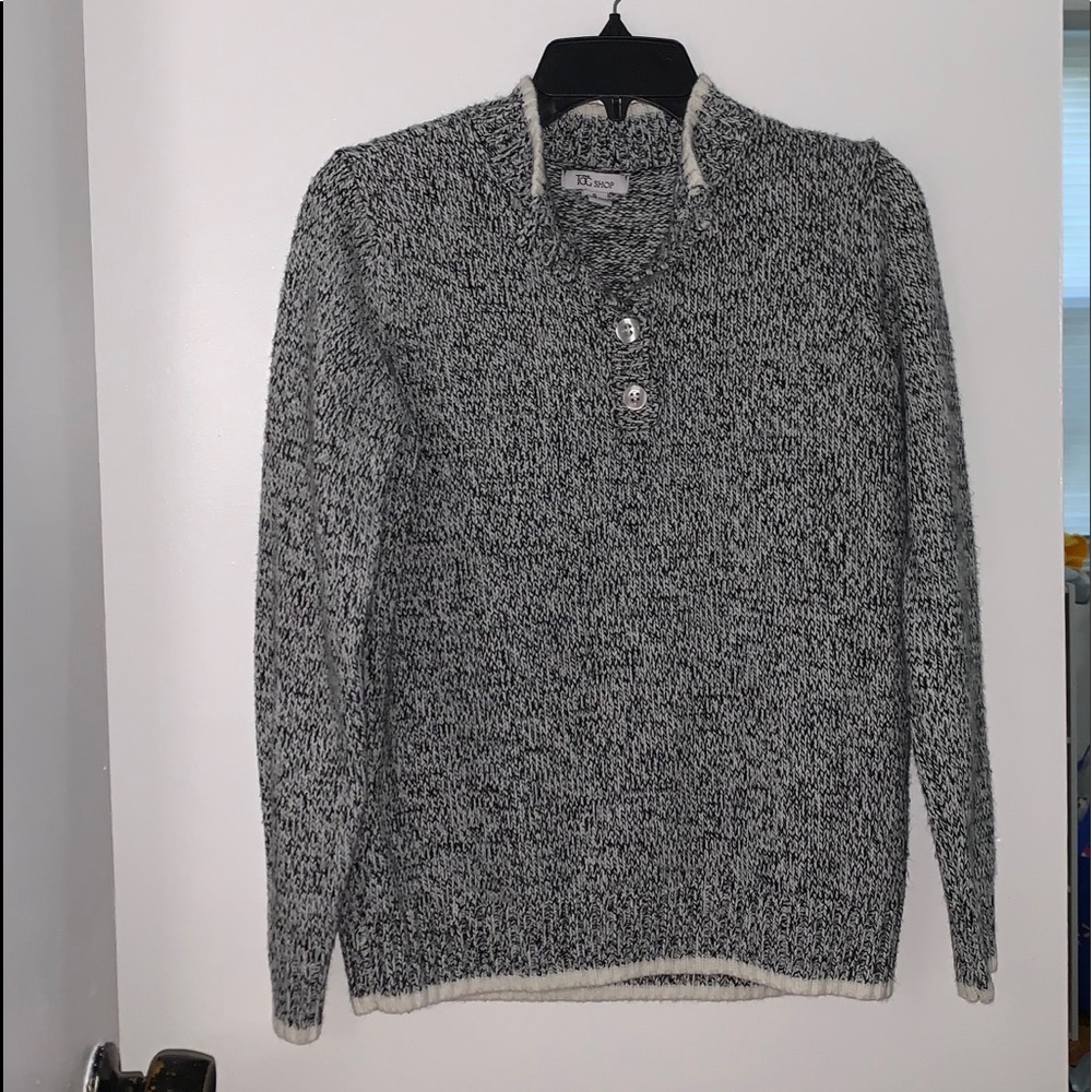 Grey Long Sleeve Button Up Sweater